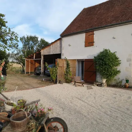 Logis Cote Jardin Villa Varennes-les-Narcy Exterior photo
